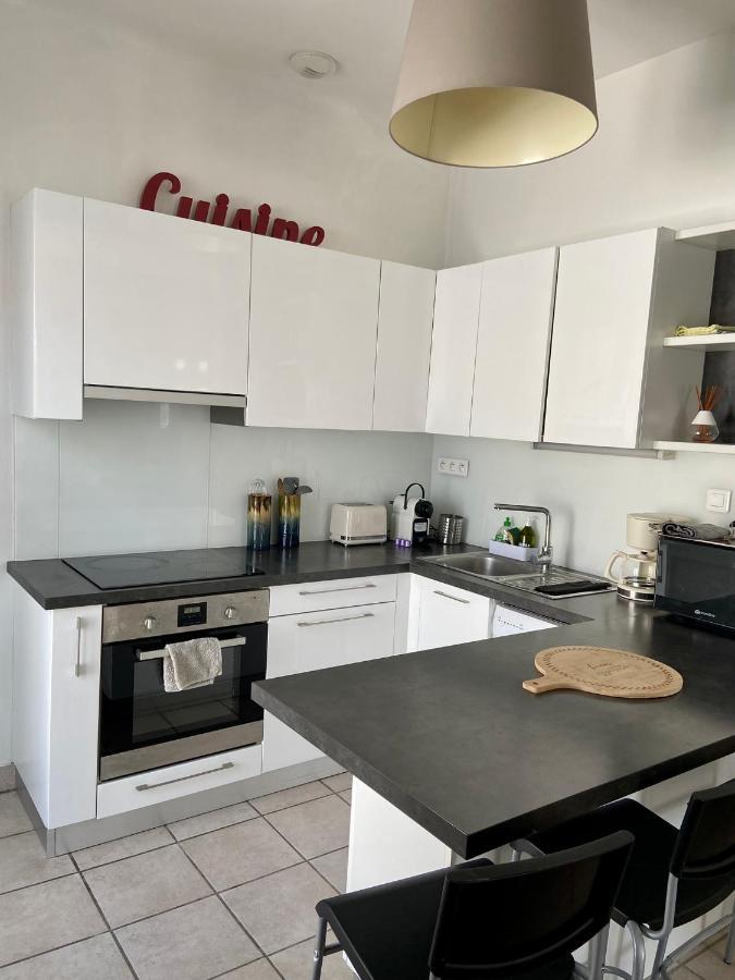 Agreable Maison De Ville Avec Une Belle Terrasse Anglet Zewnętrze zdjęcie