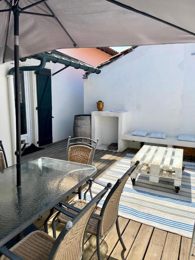 Agreable Maison De Ville Avec Une Belle Terrasse Anglet Zewnętrze zdjęcie